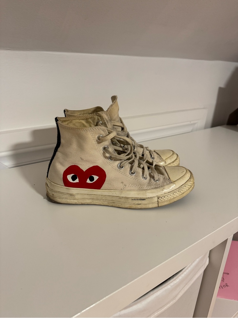 Converse - Picture 3 of 8